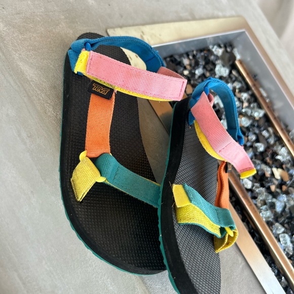 Kids Original Universal Teva in Rainbow - Picture 3 of 3